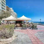 דירה With Terrace 2 Min From The Sea *