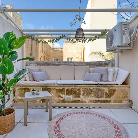 Apartment With Terrace 2 Min From The Sea Sliema